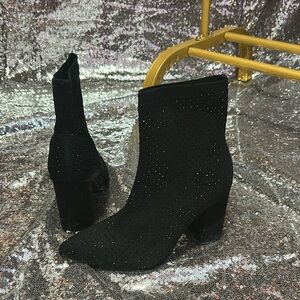 NWOB pointed toe sparkle heels! 👠